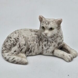 VTG MBI Porcelain Miniature White Gray Kitty Kitten Cat Figurine Figure